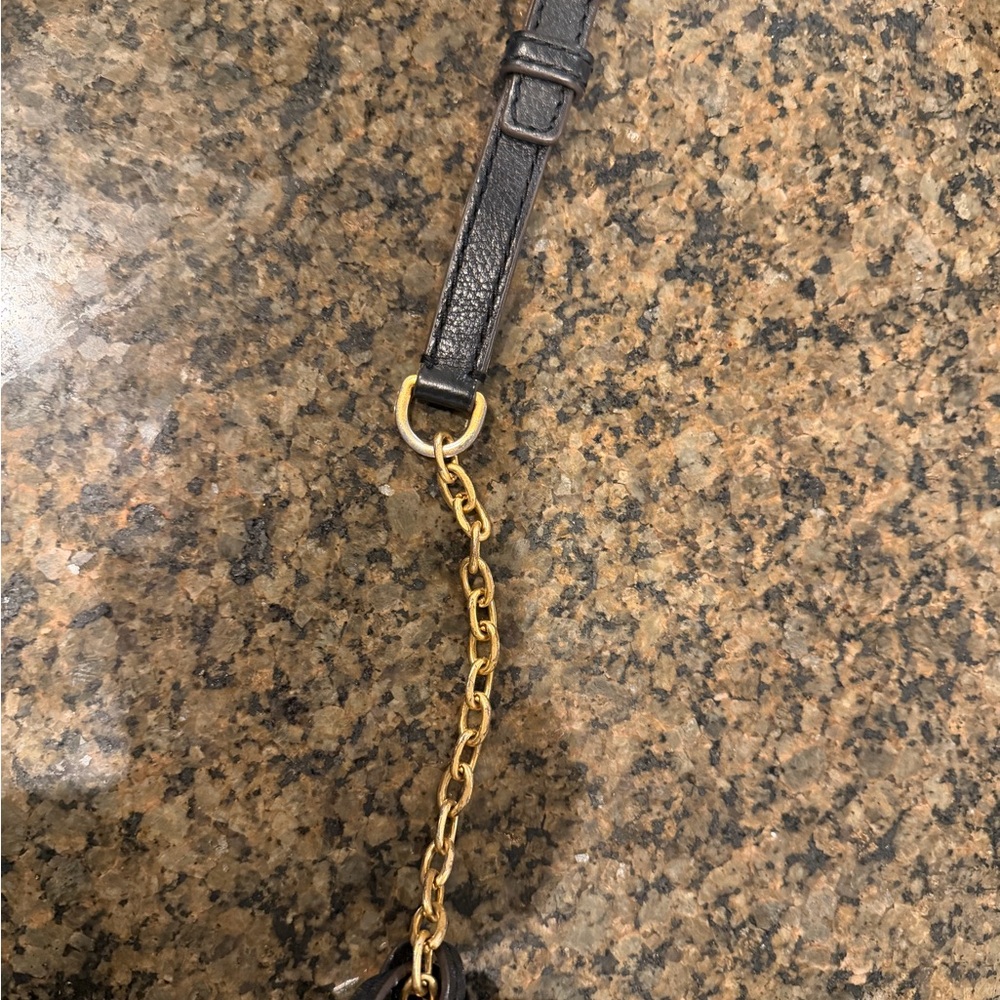 Authentic Tory Burch Camera Crossbody - Picture 5 of 9